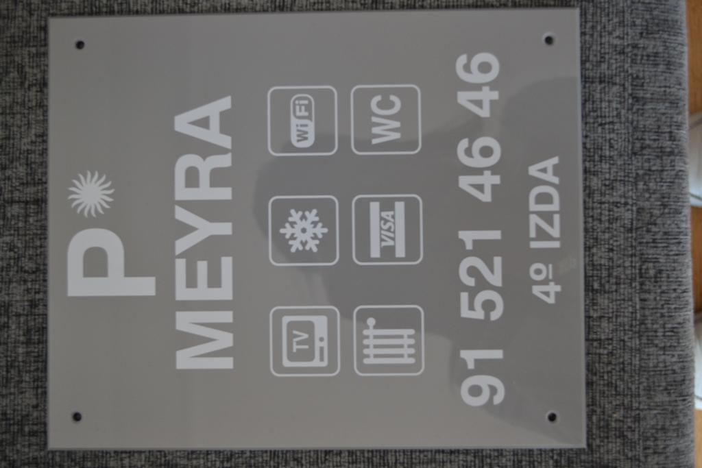 Hostal Meyra Madri Exterior foto